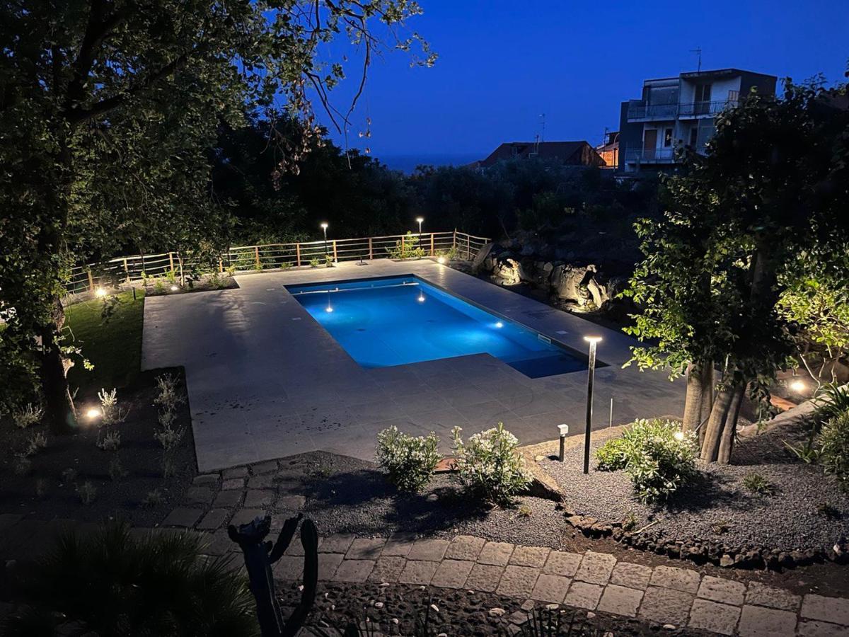 Villa Etna Tra Le Querce Santa Venerina Exterior foto